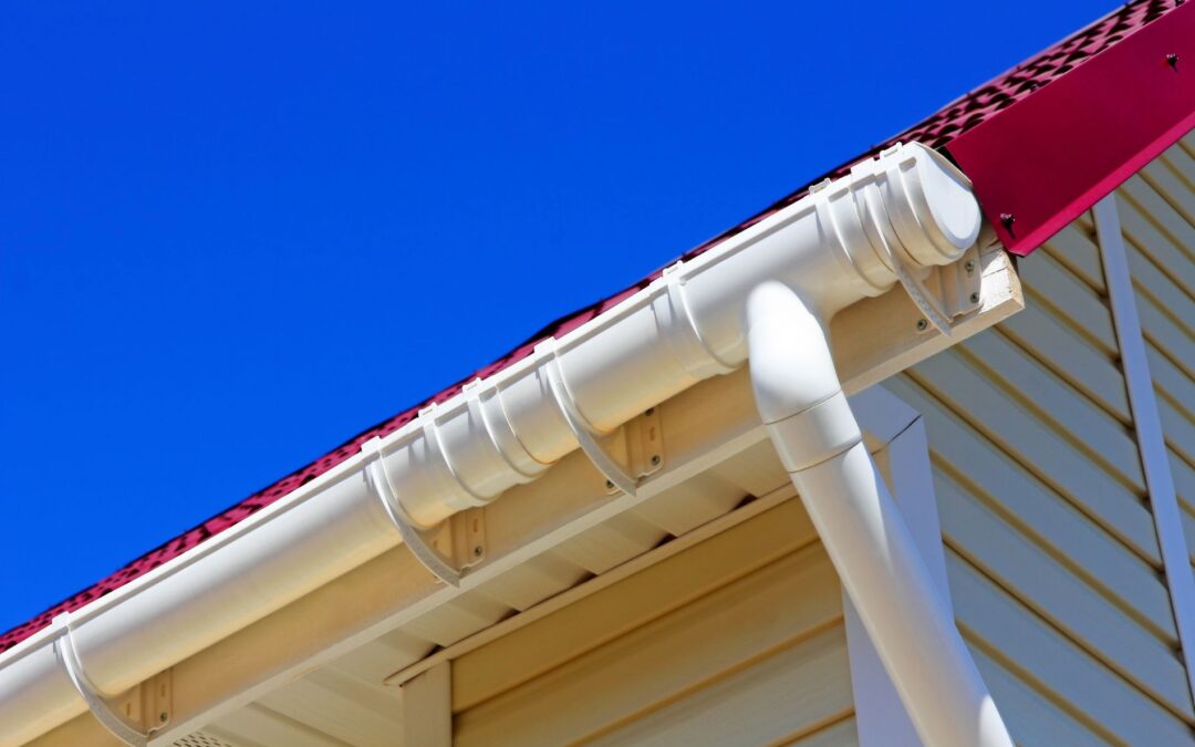 Mendocino Gutter and Roof Drainage Guide for Sloped Lots